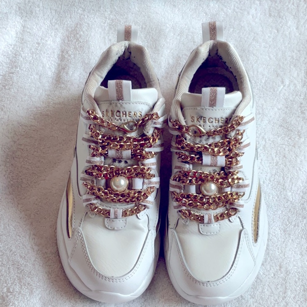 🌟SKECHERS JEWELED  SHOES🌟